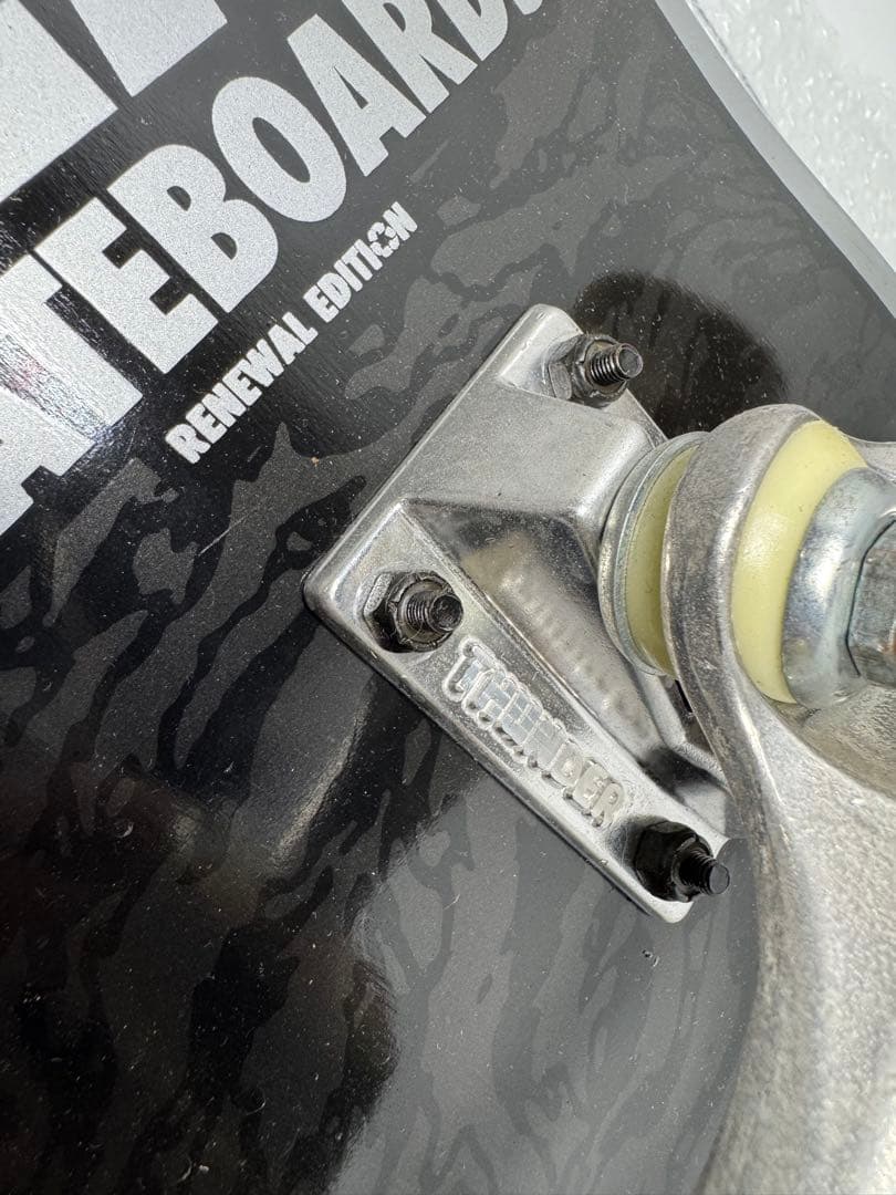 REAL SKATEBOARDS スケートボード コンプリートデッキ