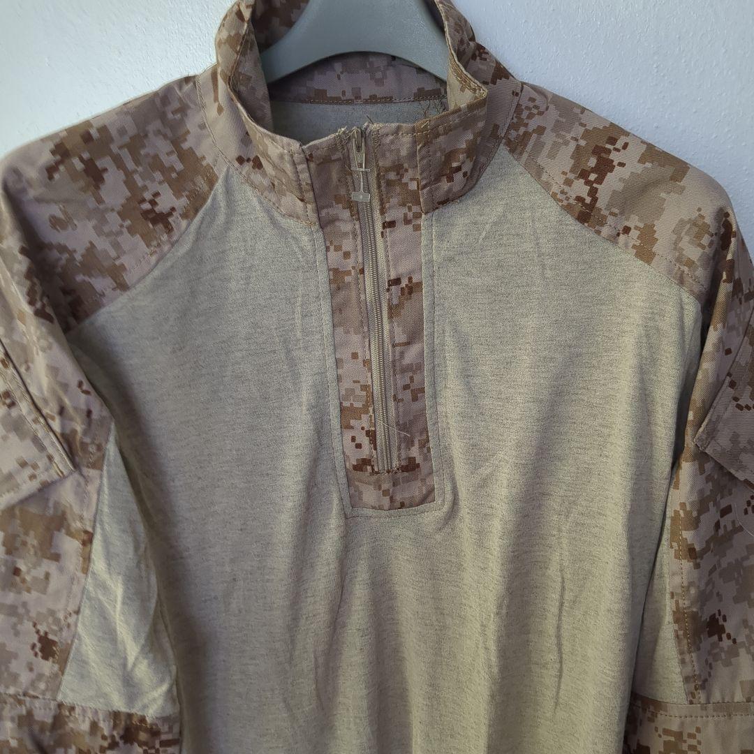 米軍実物　未使用　USMC 海兵隊　FROG コンバットシャツ　S-R ④
