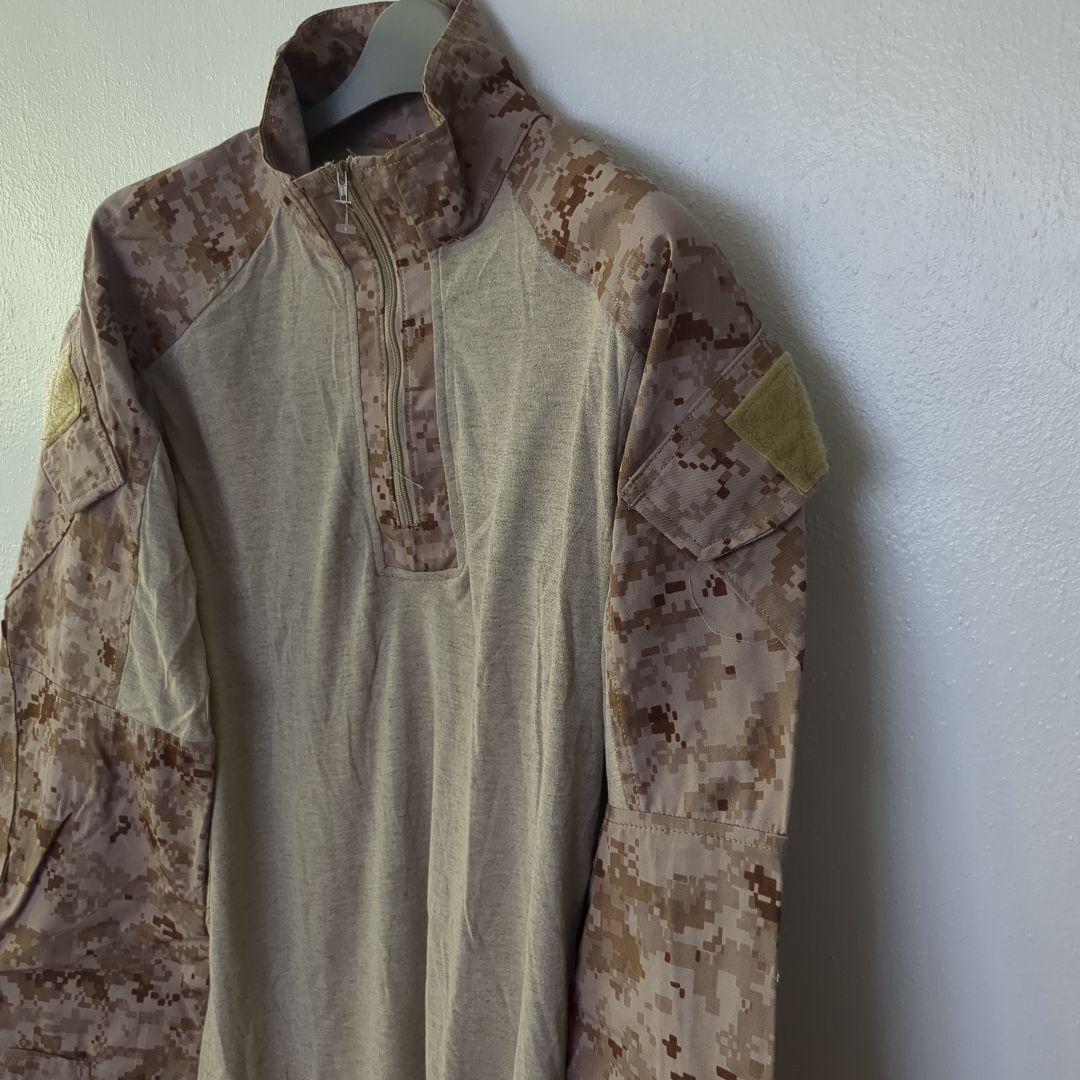 米軍実物　未使用　USMC 海兵隊　FROG コンバットシャツ　S-R ④
