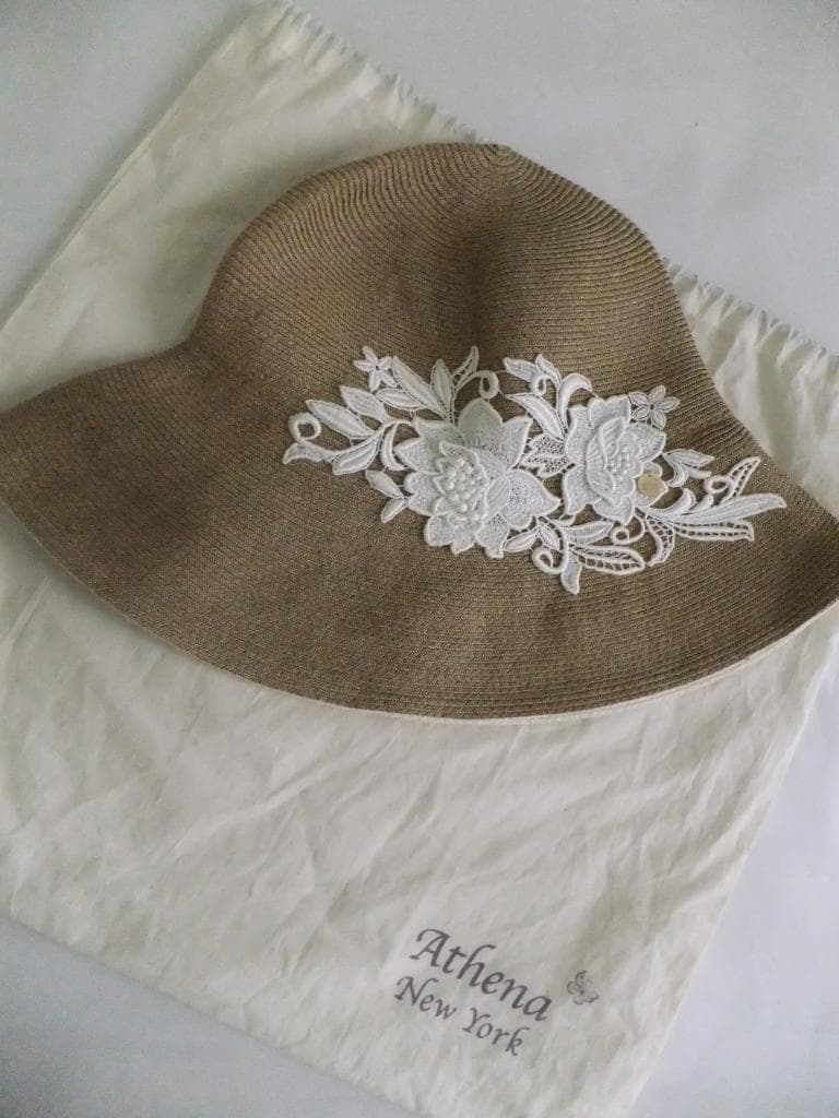 アシーナニューヨーク　ペーパーハット　大人気の帽子ブランド