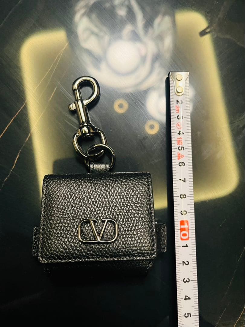 VALENTINO エアーポッズケース　ブラック