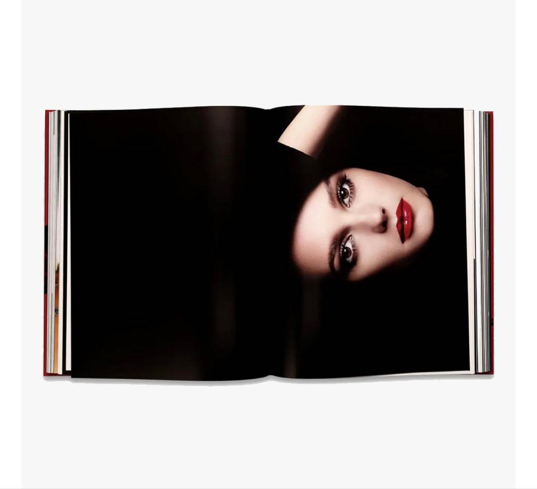 CHANEL シャネル　メイクアップのアリュール　日本語版