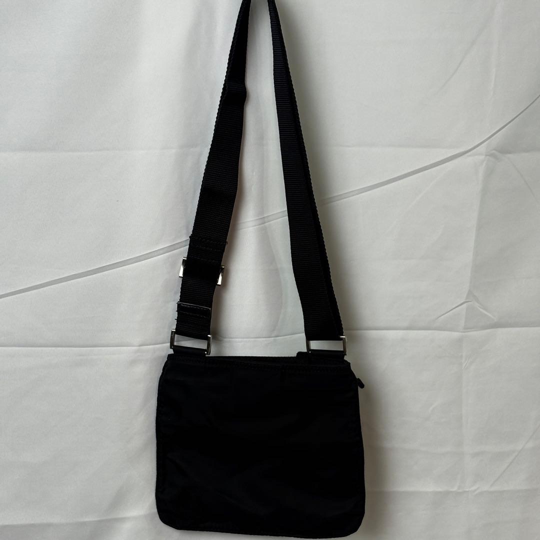 PRADA ナイロン ショルダーバッグ ブラック 三角ロゴ 正規品20x20