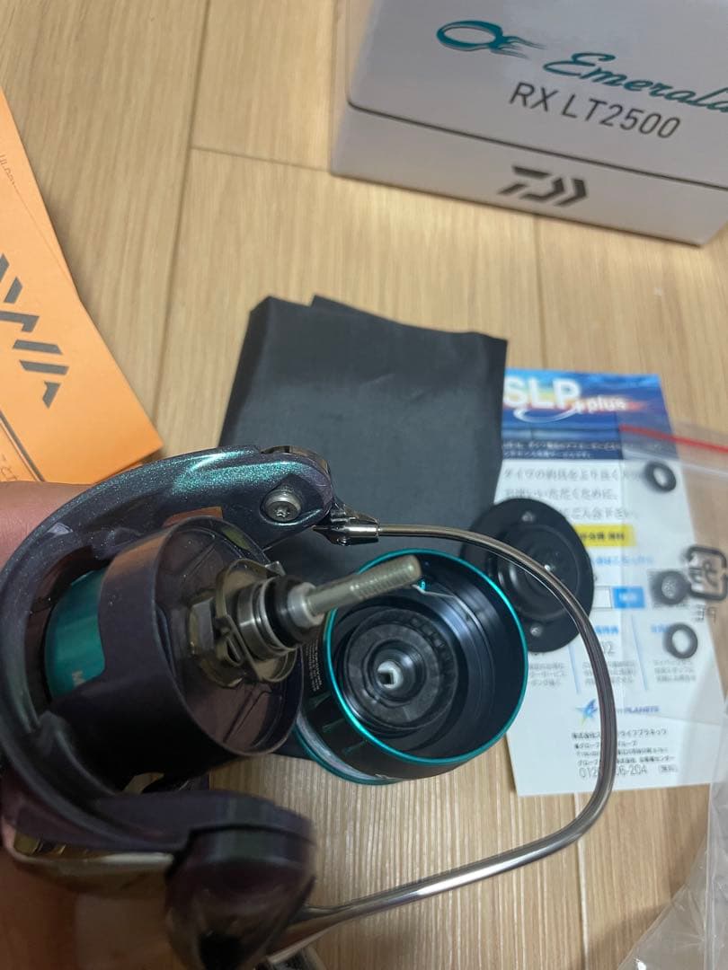 エメラルダスRXLT2500 フルベアリング化　美品エギングリール ダイワ