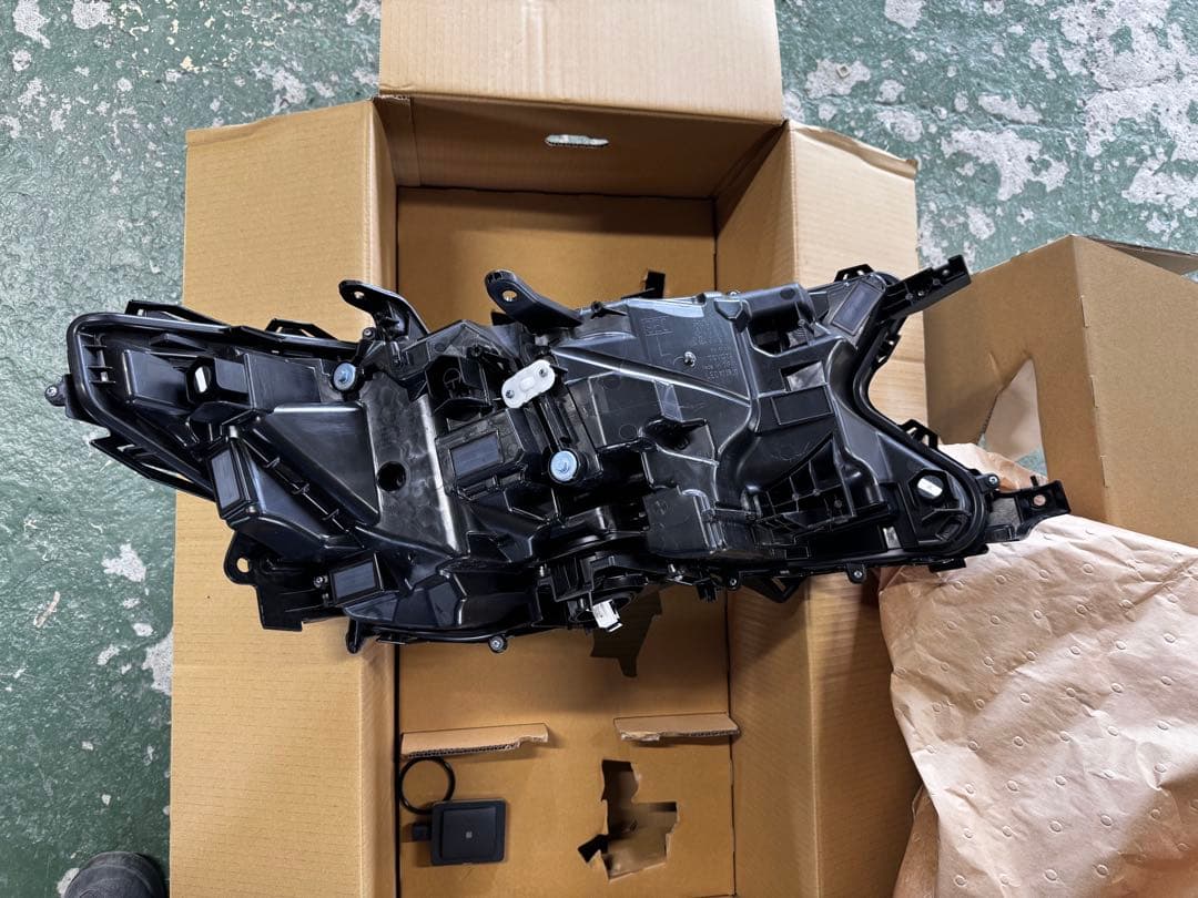 アルファード 40 左　ヘッドライト　センサー付き