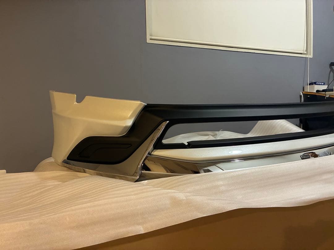 新品未使用！【モデリスタ】【ハリアー80】フロントスポイラー