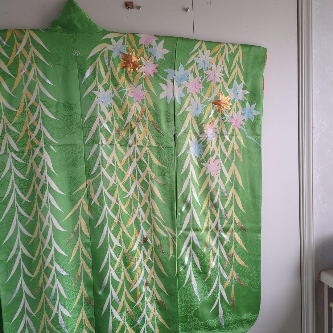 振袖 着物　緑　緑色 グリーン　花柄 結婚式