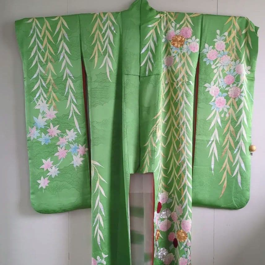 振袖 着物　緑　緑色 グリーン　花柄 結婚式