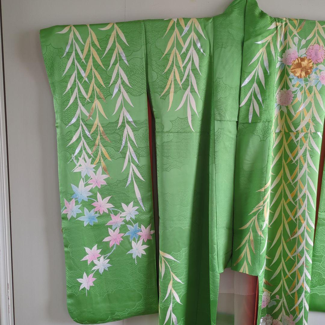 振袖 着物　緑　緑色 グリーン　花柄 結婚式