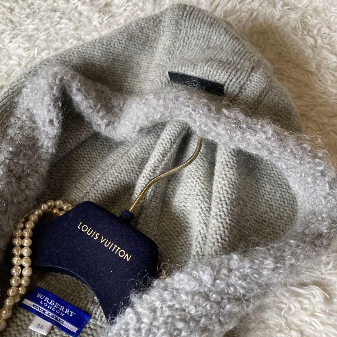 未使用に近い　バーバリーブルーレーベル　モヘヤ　ポンチョ　ケープM グレー