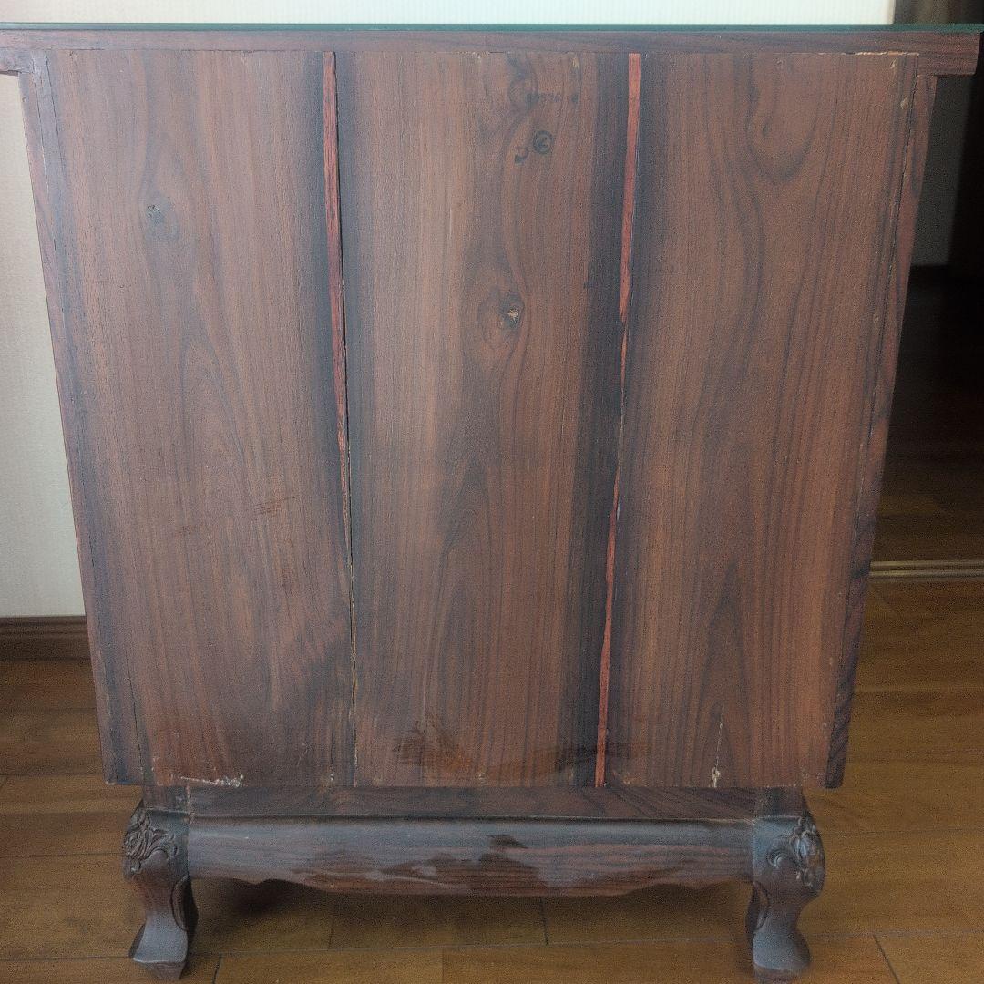 木製楕円形テーブルと6脚の椅子.引き出し棚