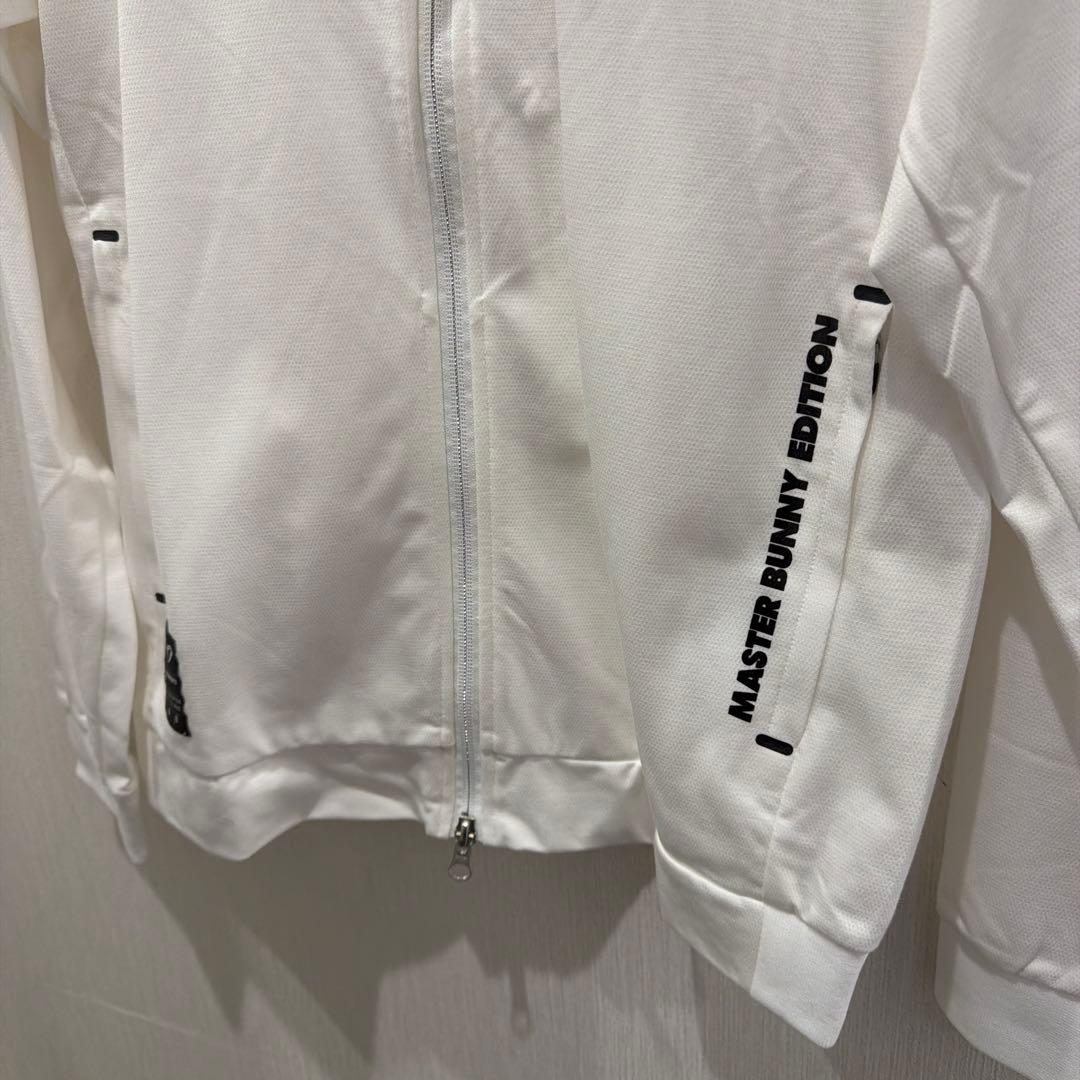 MASTER BUNNY EDITION ジャケット ホワイト