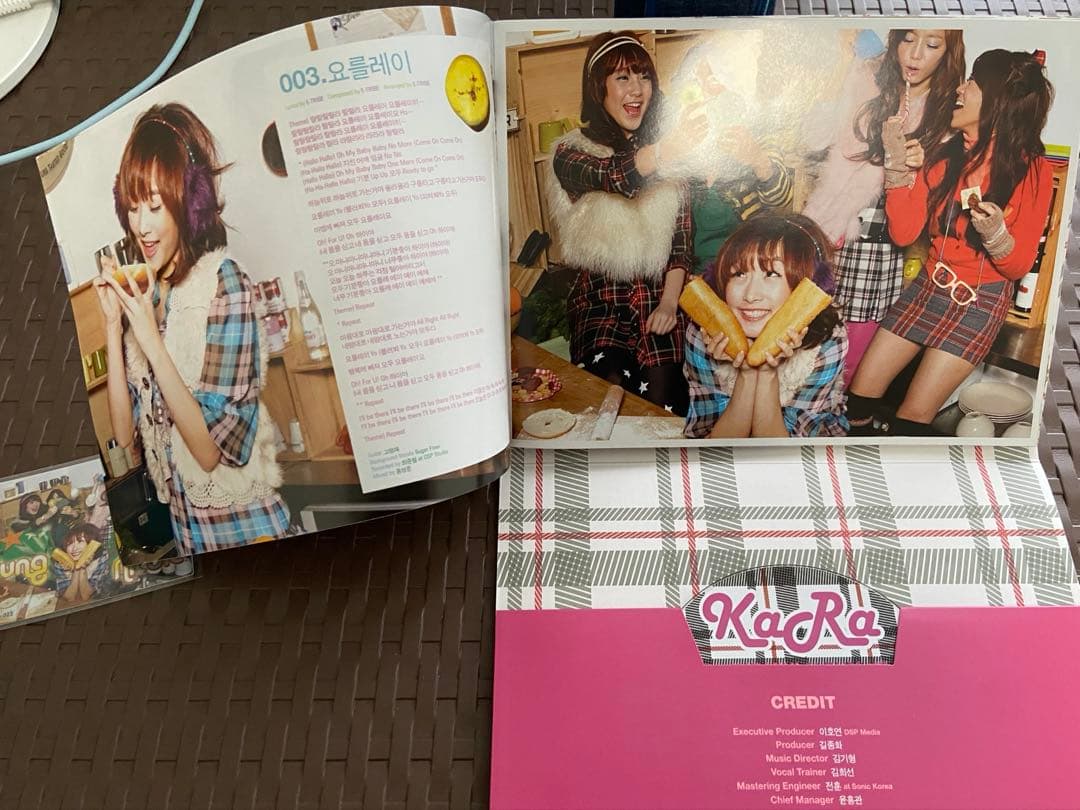 KARA 直筆サイン入り2nd Mini Album Pretty Girl