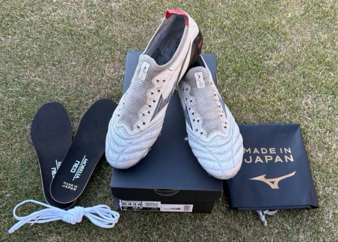 モレリアネオ4 β 26cm P1GA234009 シューズケース付