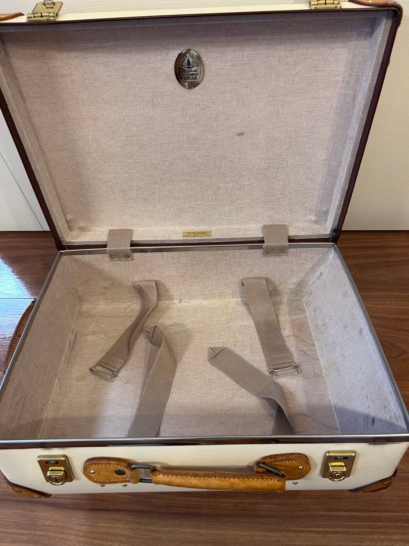 グローブトロッター　サファリ　キャリーケース　機内持ち込み可