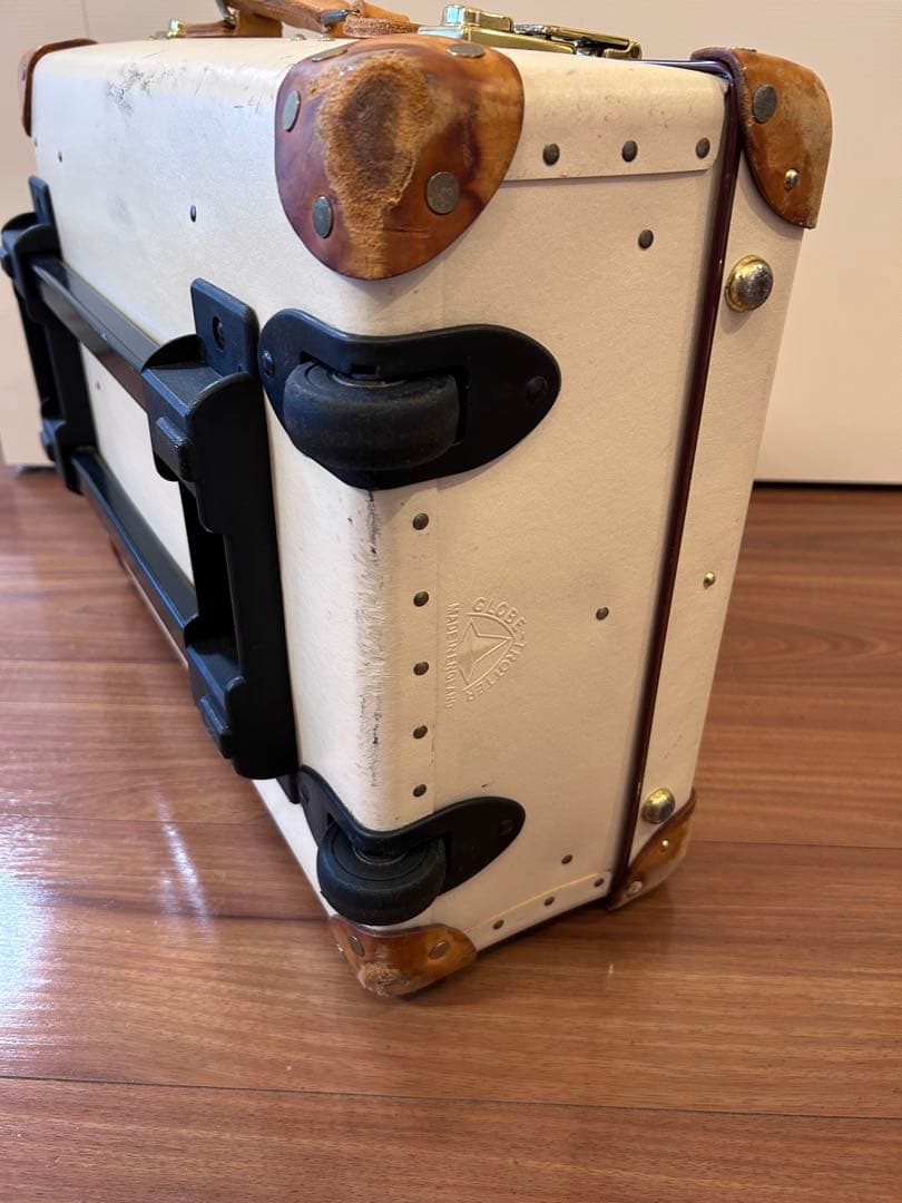 グローブトロッター　サファリ　キャリーケース　機内持ち込み可