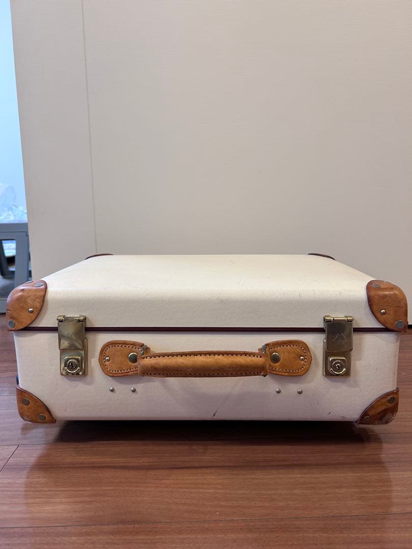 グローブトロッター　サファリ　キャリーケース　機内持ち込み可