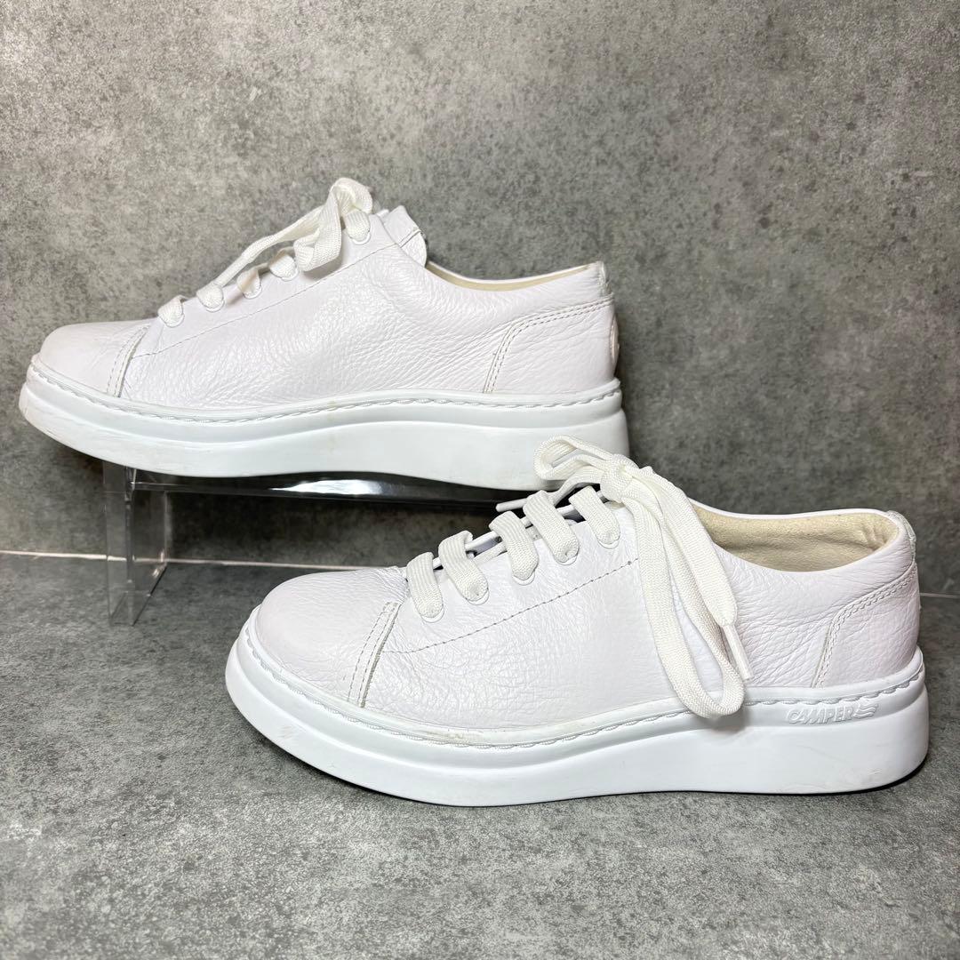 【極美品】CAMPER カンペール レザー スニーカー 白 ３5 シボ加工 厚底