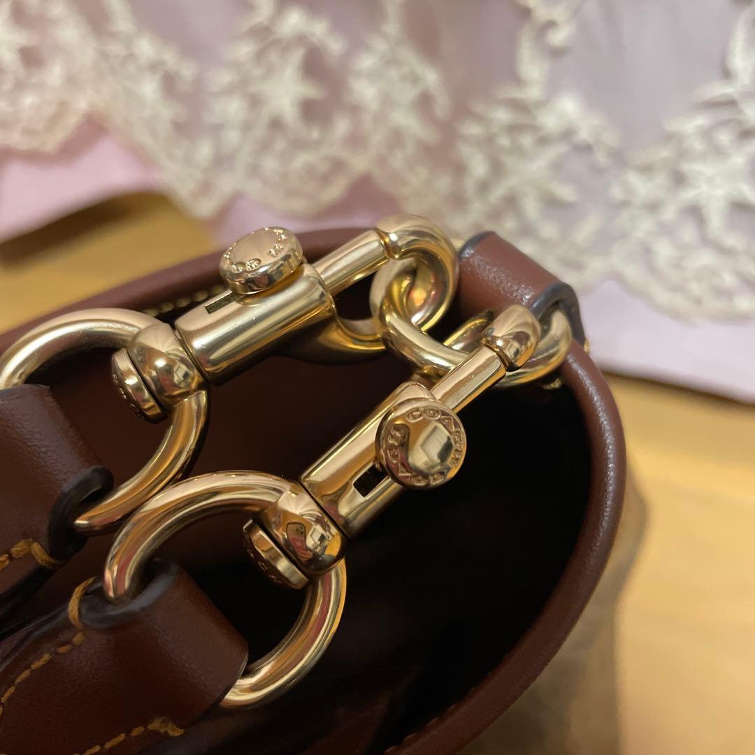 コーチ　シティラージバケットバッグ　シグネクチャーキャンパス