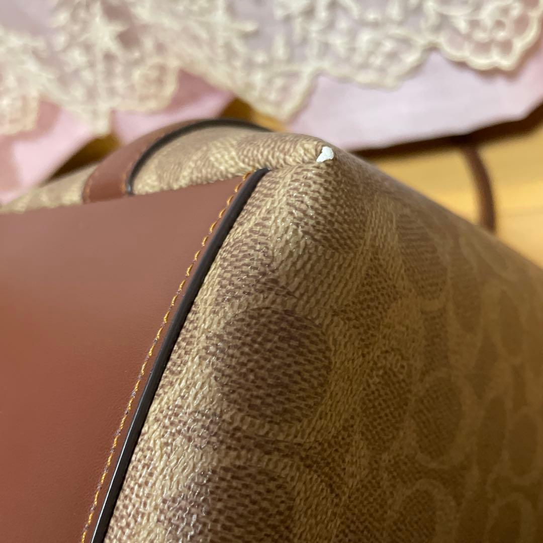 コーチ　シティラージバケットバッグ　シグネクチャーキャンパス