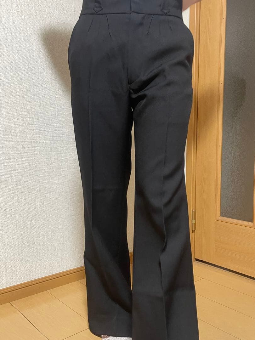 SHIKITARI ブラック フレアパンツ