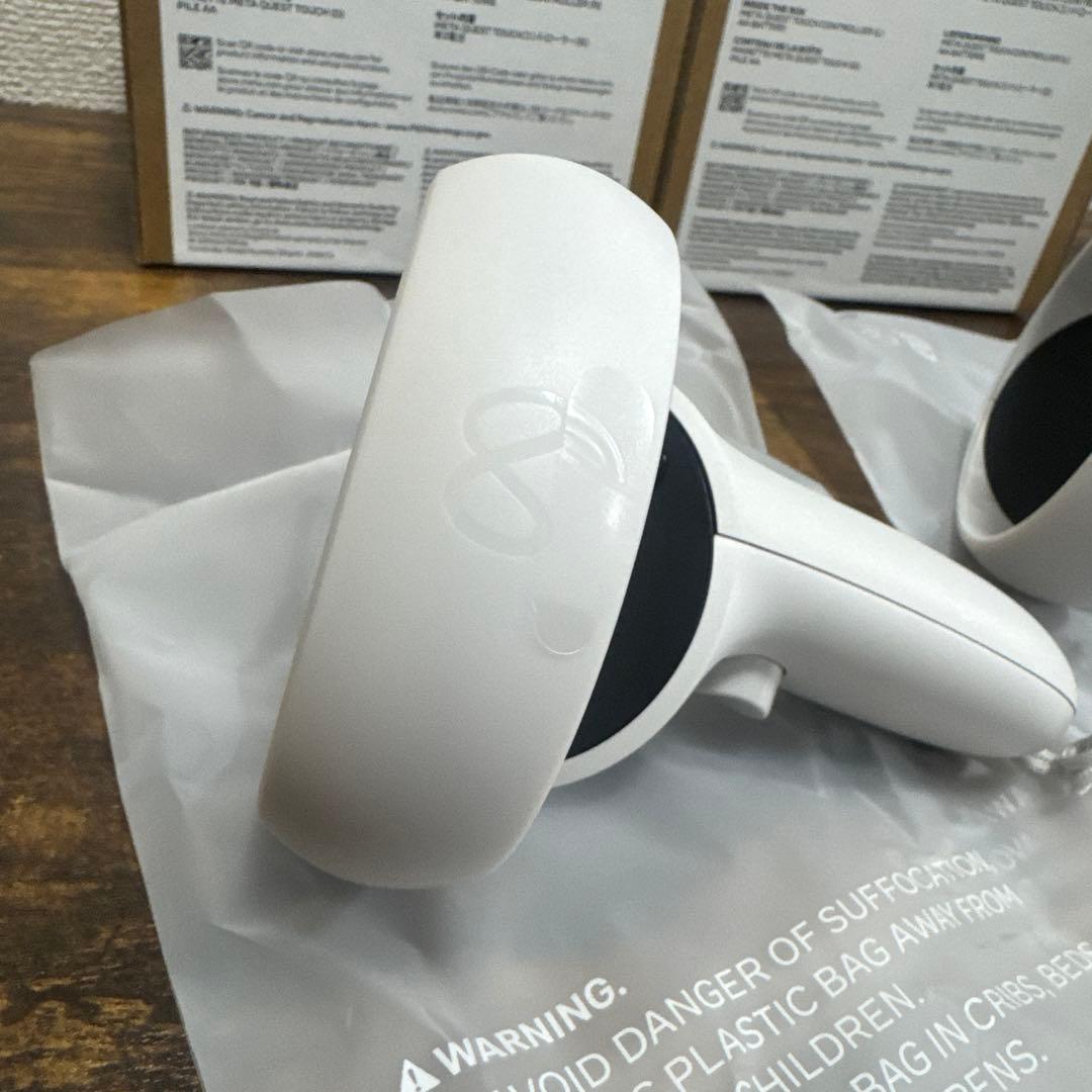  Quest 2 コントローラー 2個セット　リファービッシュ品　新品