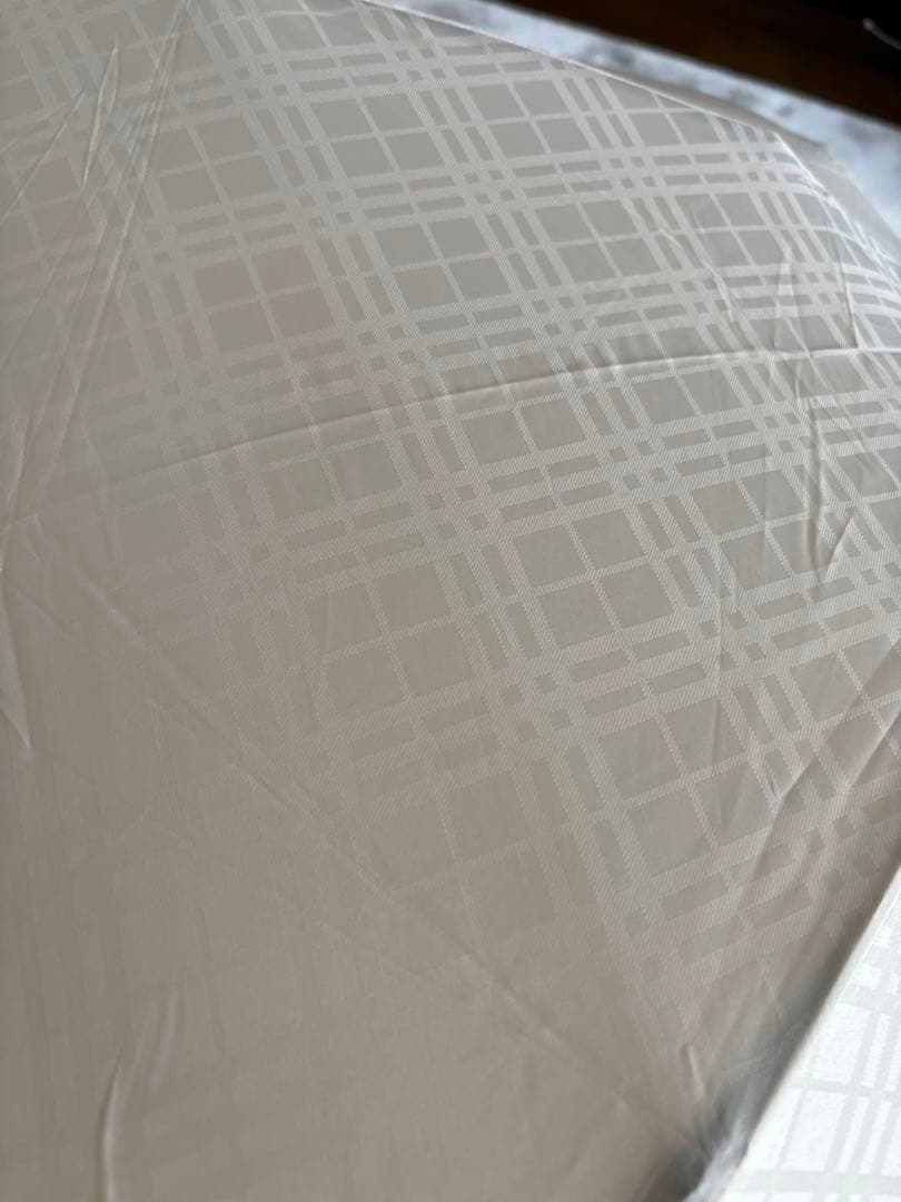 新品未使用❤️バーバリー❤️チェック柄❤️レディース 折りたたみ傘