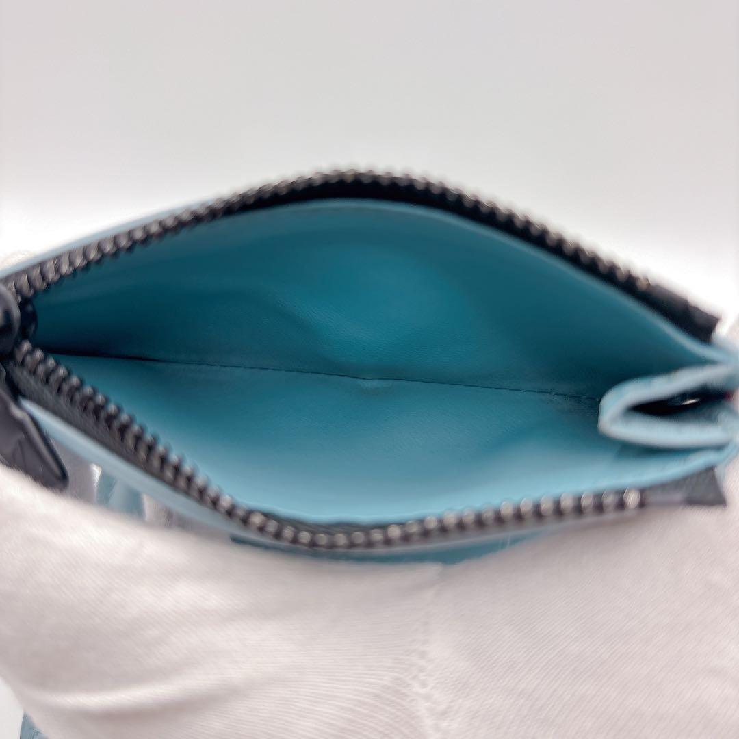 ルイヴィトン モノグラムシャドウ ヴィクターウォレット ブルーシエル 財布