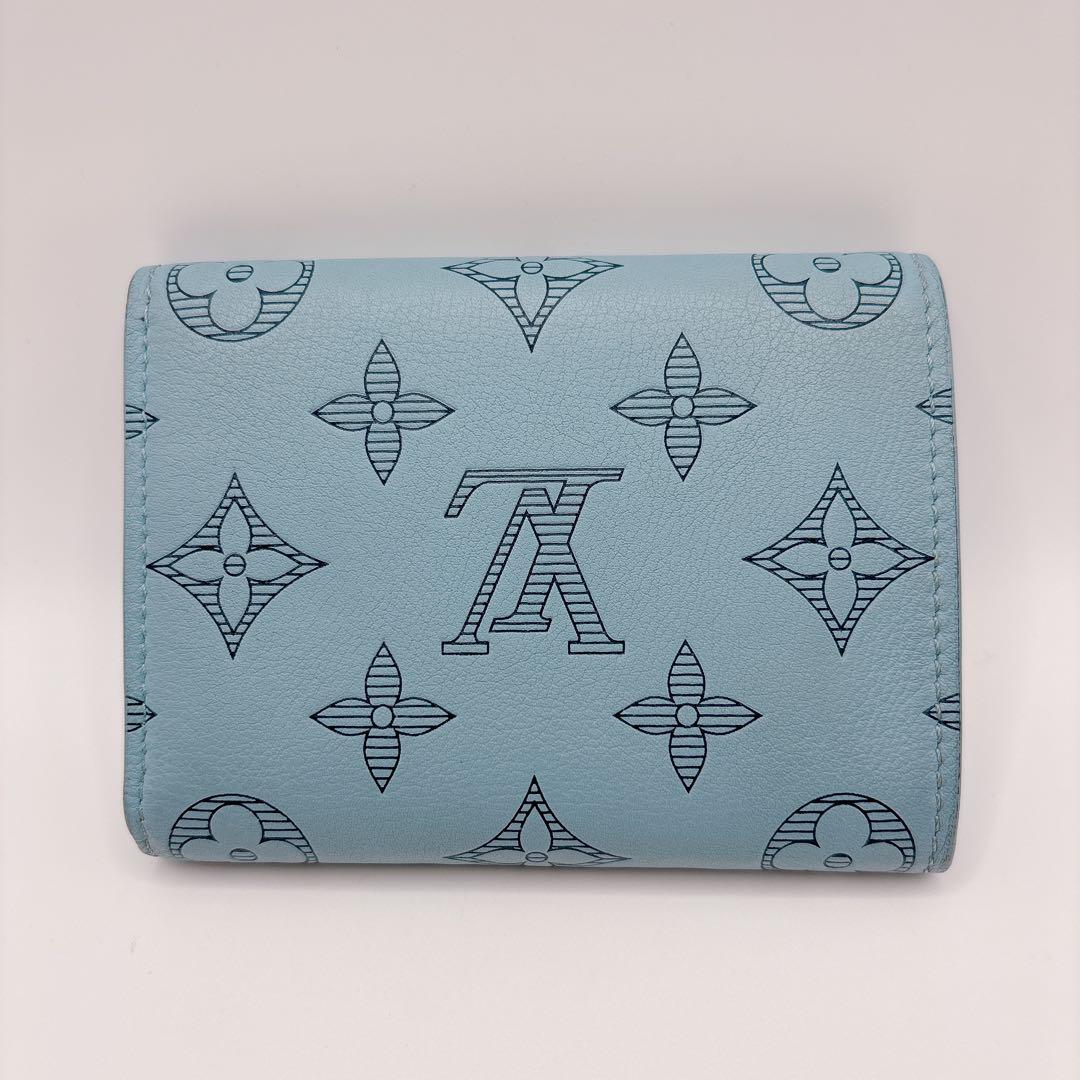 ルイヴィトン モノグラムシャドウ ヴィクターウォレット ブルーシエル 財布