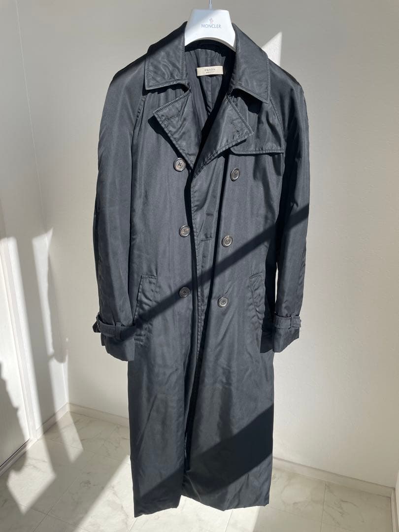 A*g様 PRADA ブラック トレンチコート