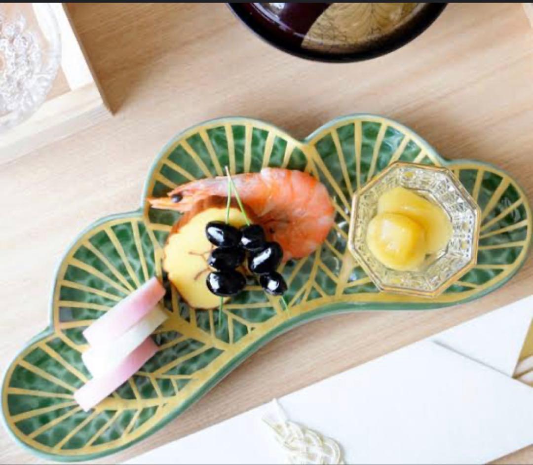 かんリピーター様価格　有田焼　幸楽窯　錦金松葉形前菜皿　茶緑金　3点セット