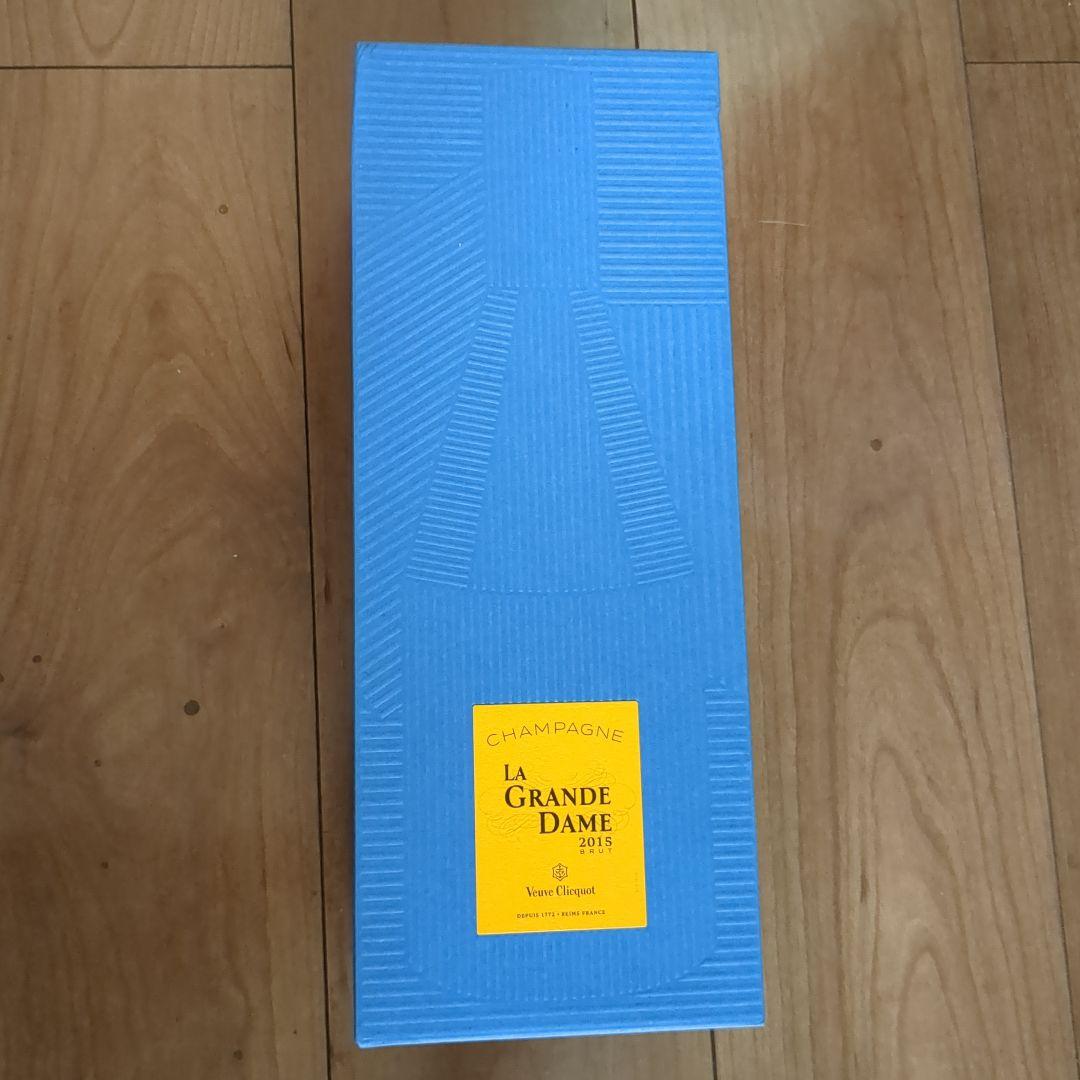 オーデマピゲ　シャンパン　ノベルティ　ヴーヴ・クリコ