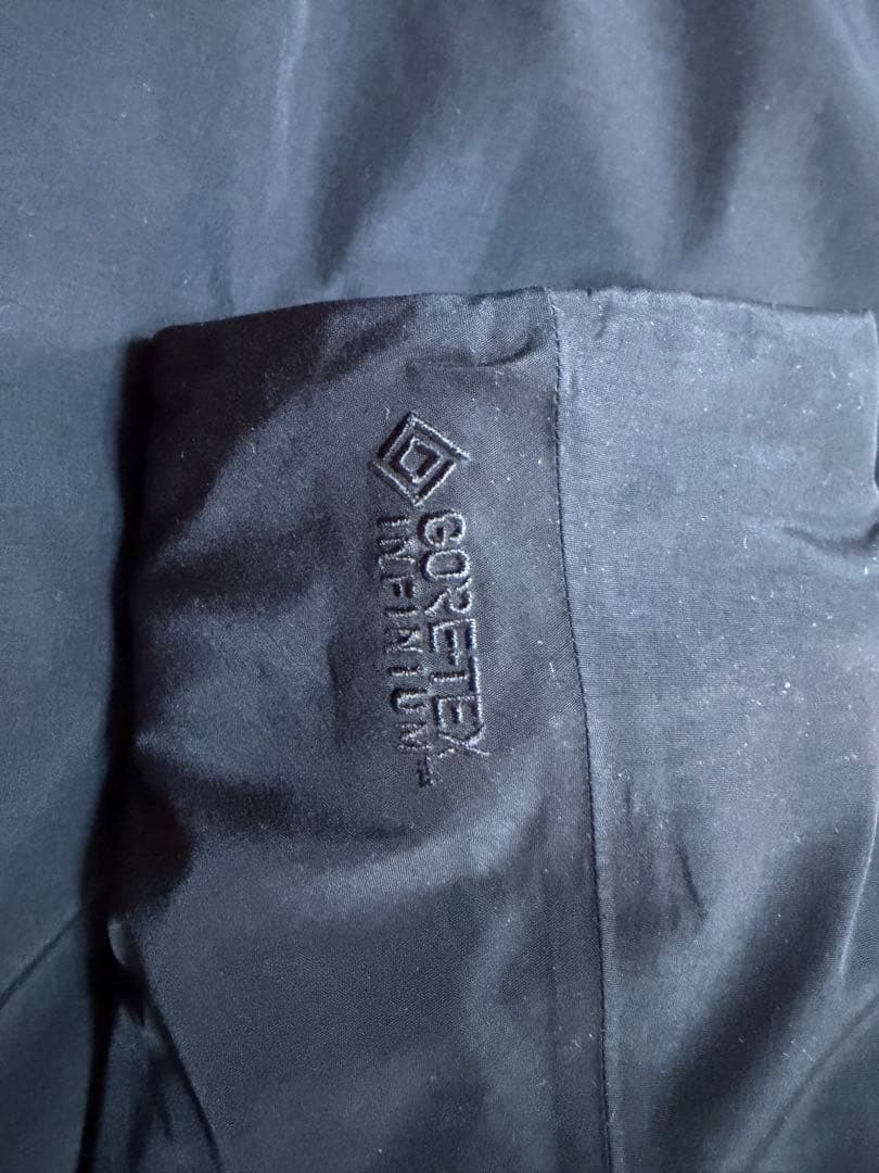 未使用 Arc'teryx Osanna Coat Women's Mサイズ