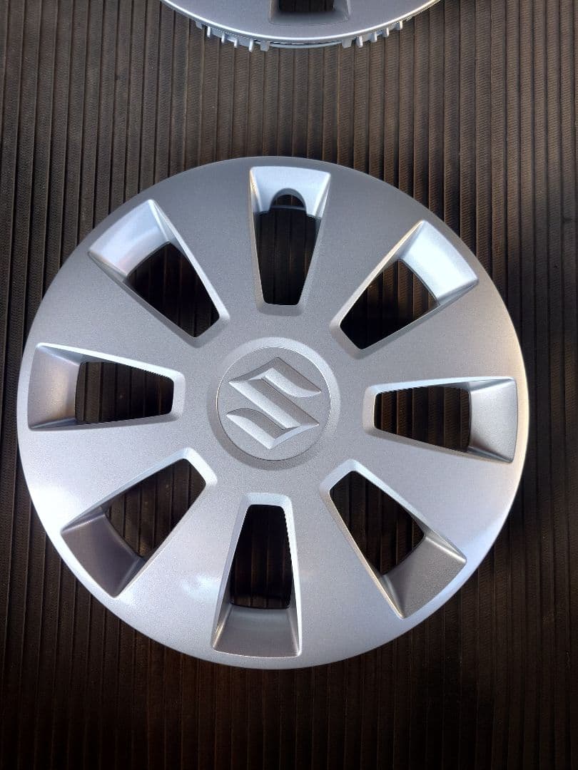 スズキ エヴリィ　ホイールカバー 4枚セット