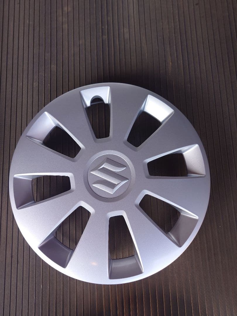 スズキ エヴリィ　ホイールカバー 4枚セット