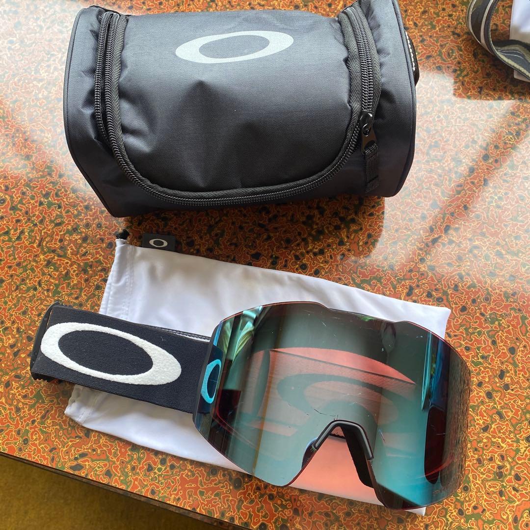 Oakley PRIZM ゴーグル 収納ケース付き