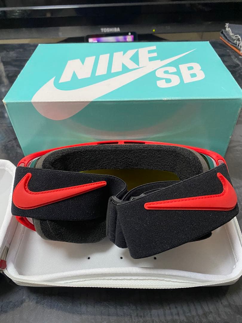 【新品未使用】NIKE スノーボードゴーグル