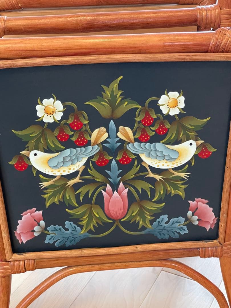 トールペイント（花と鳥）ラタン製マガジンラック