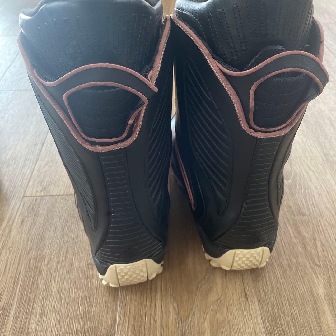 セール中☆美品　K2 LUNA スノーボードブーツ　EURW37 W24