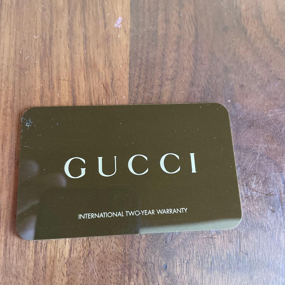 GUCCI　時計　5500M　35mm　箱・ベルト調節パーツ有り　男女兼用