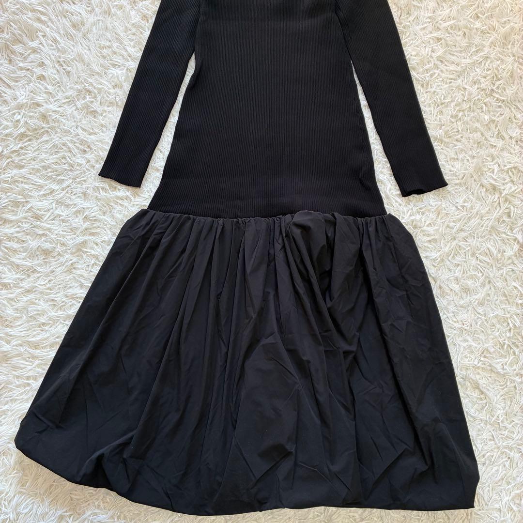 23AW 新品タグ付き　AKTE ヘムバルーンニットワンピース　リブニット