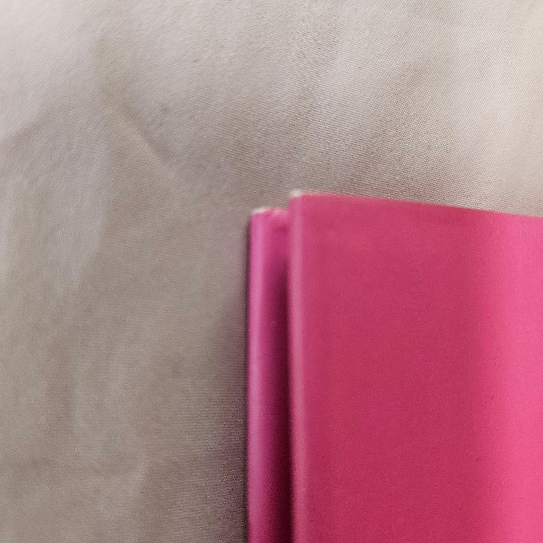 Hello Kitty through the seasons キティ写真集