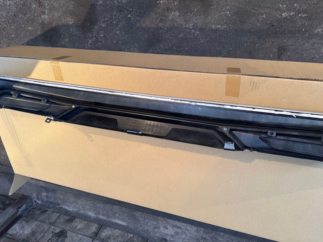 40アルファード　モデリスタ　リヤスカート