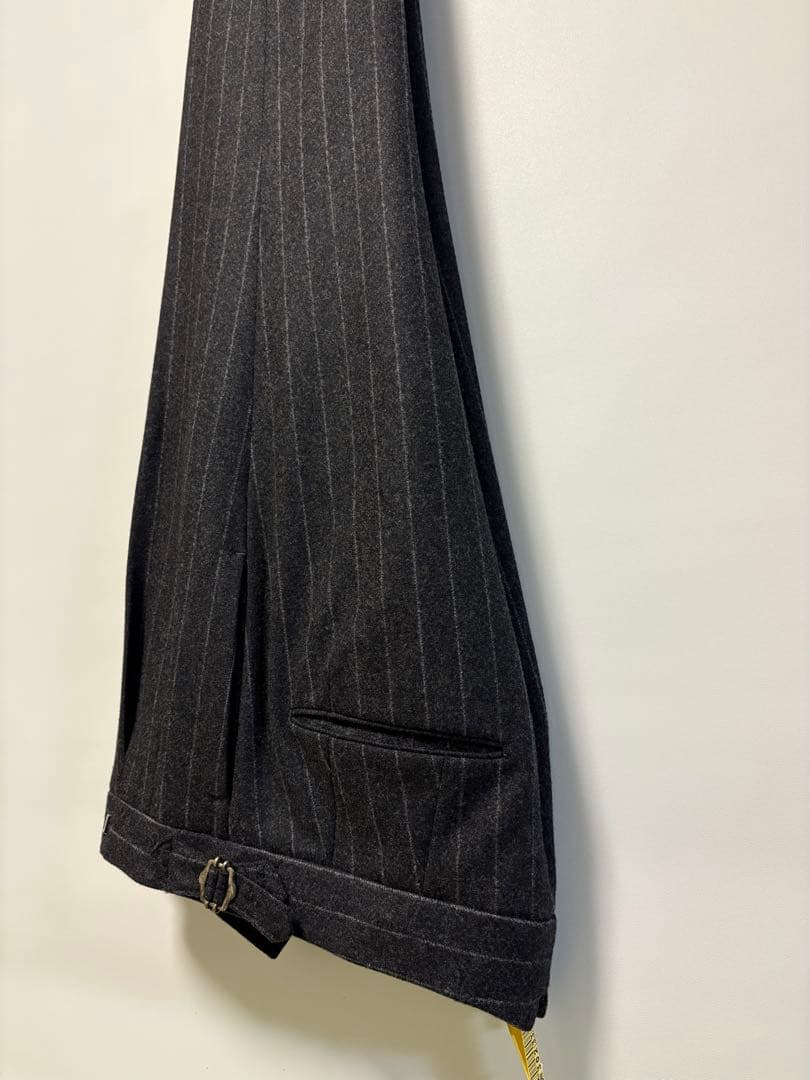 〈TAGLIATORE〉タリアトーレ　スラックス