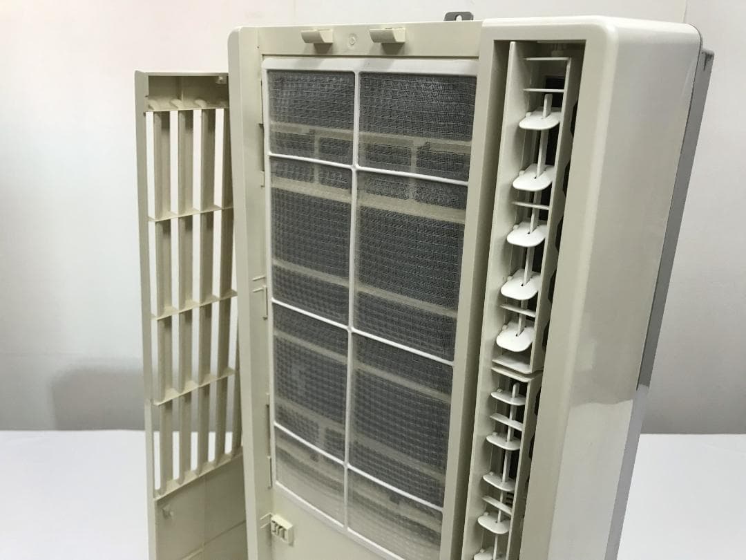ハイアール　窓用エアコン　JA-16P　本体のみ　枠、リモコン欠品