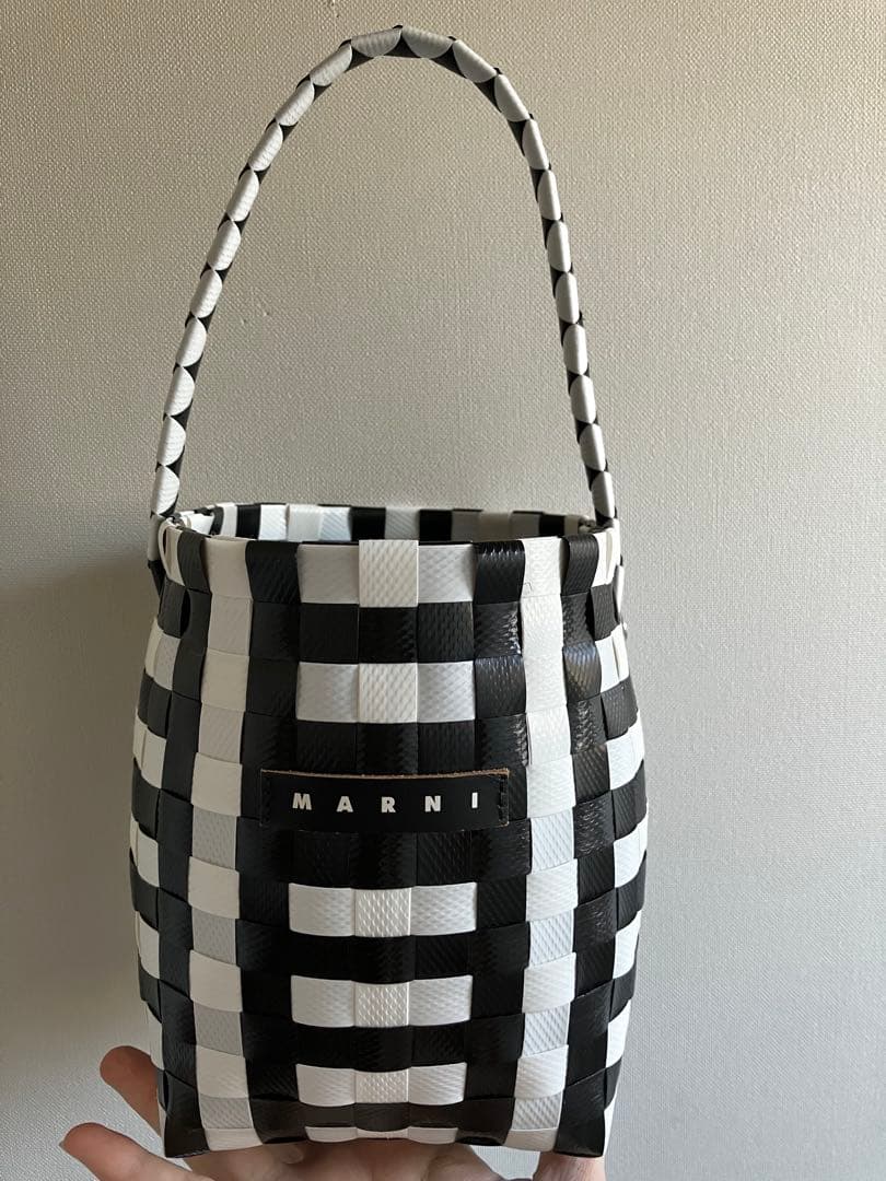 マルニ　marni ミニカゴバッグ