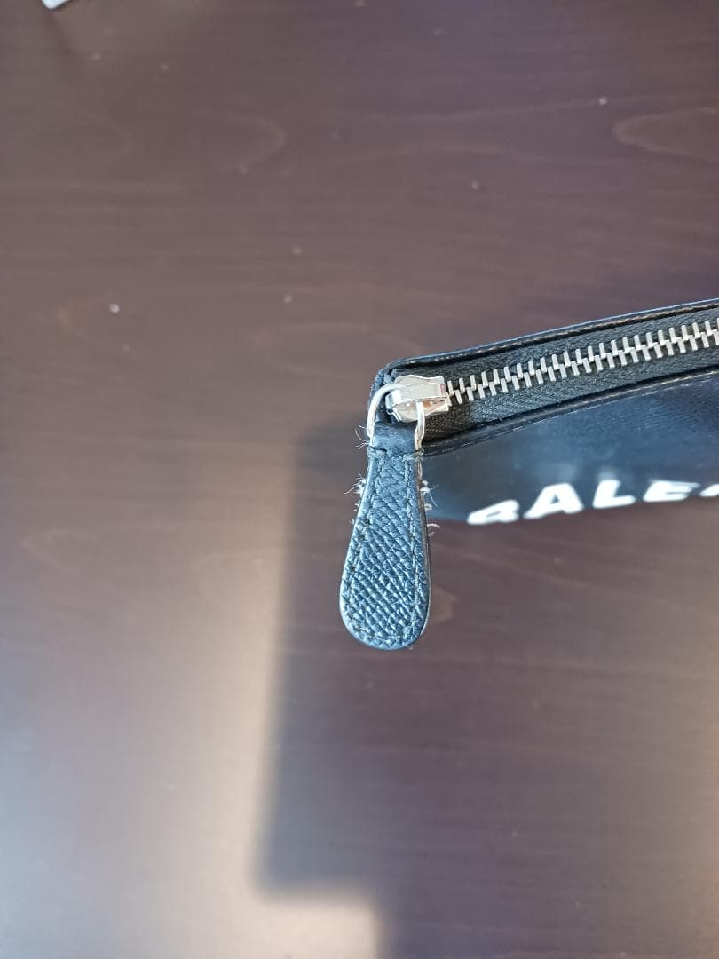 BALENCIAGAクラッチバック、3つ折り財布セット