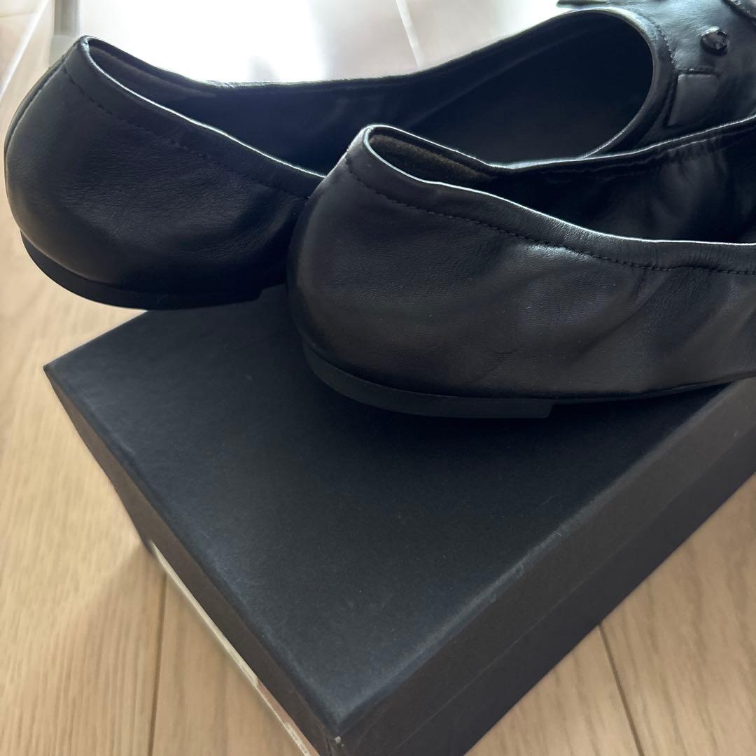 マークジェイコブス　 黒 レザーフラットシューズ