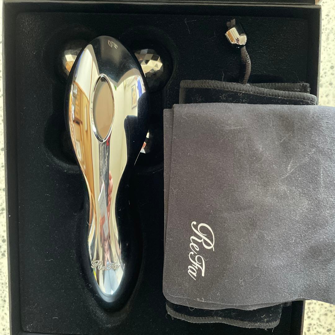 ReFa MTG 美顔器 とYA-MANクリアージュアイリフト