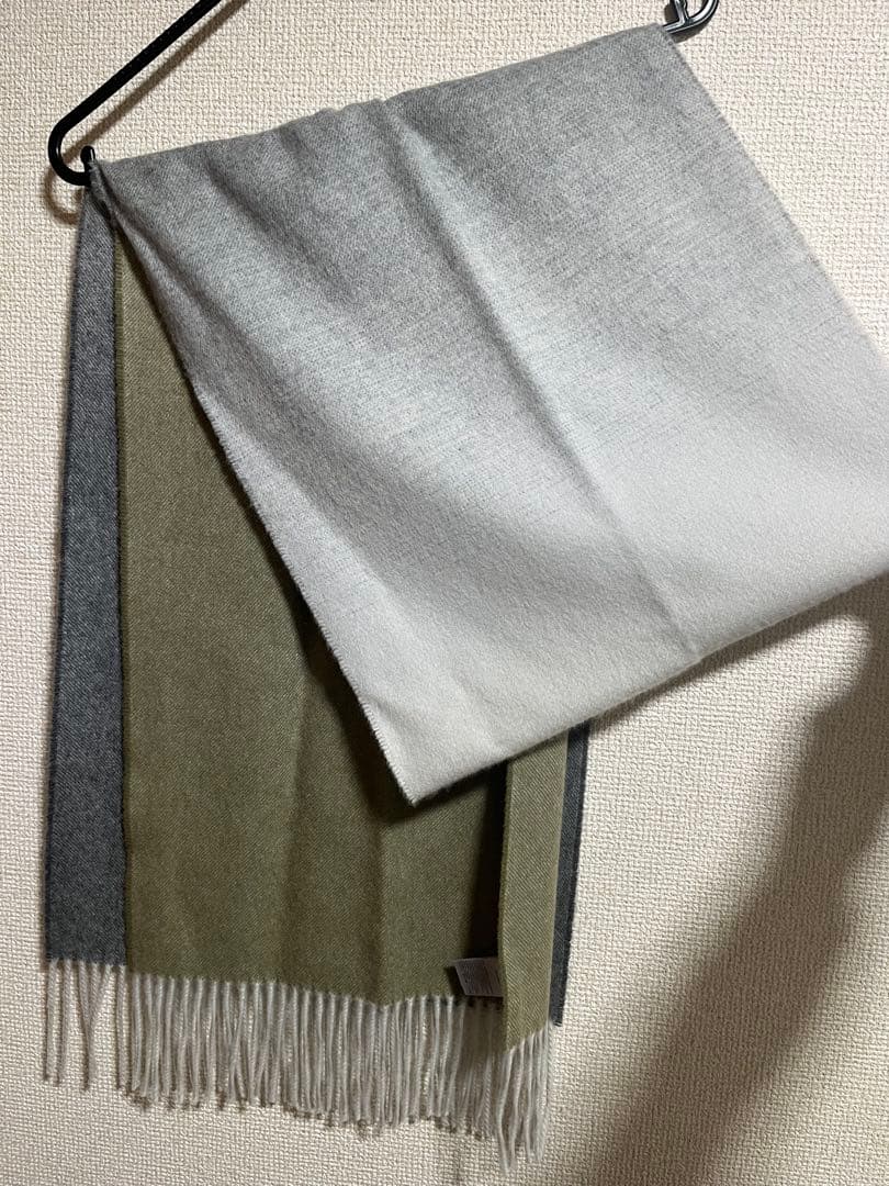 Johnstons of Elgin グラデーション スカーフ マフラー